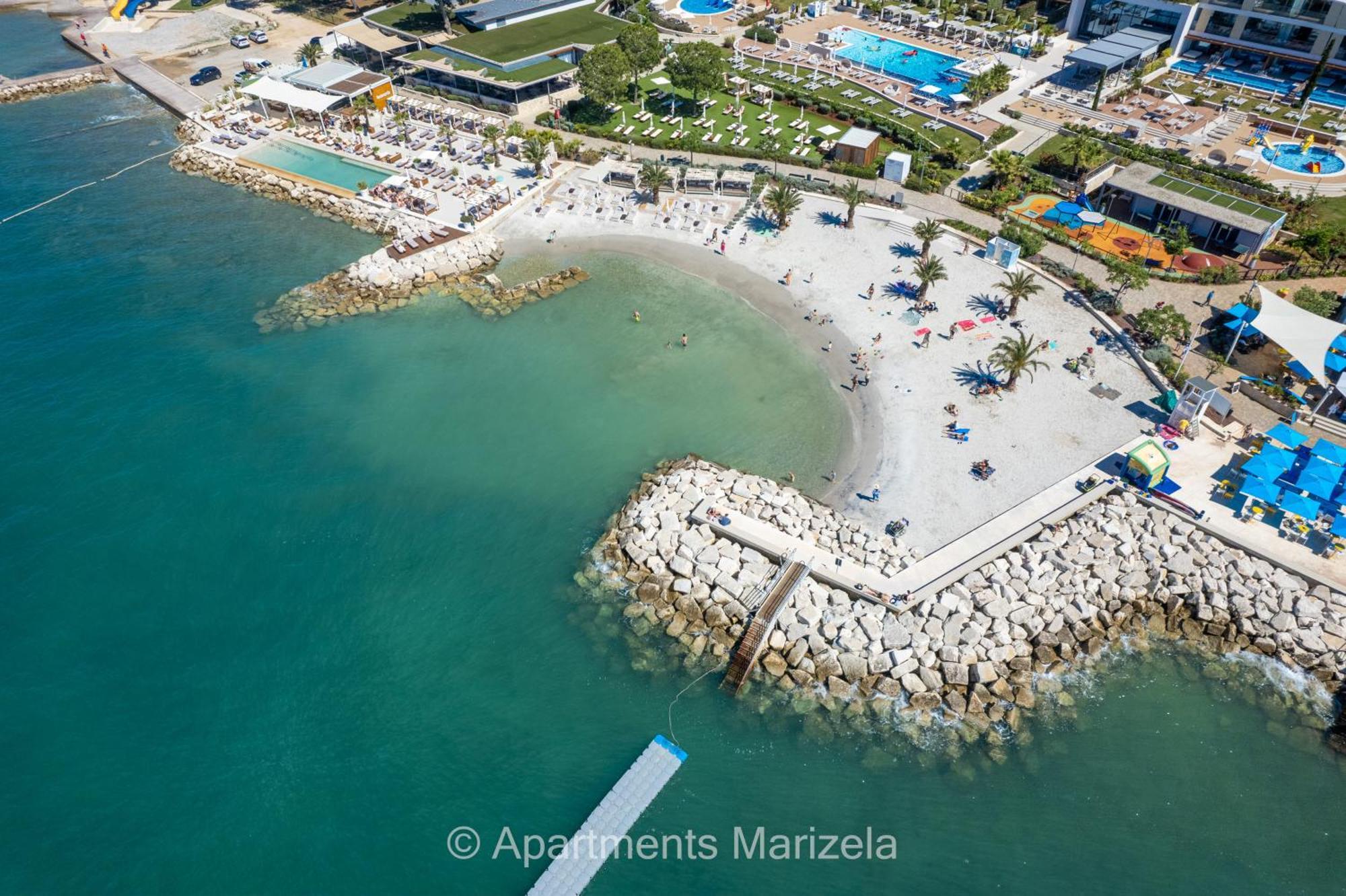 Apartments Marizela Пореч Екстер'єр фото