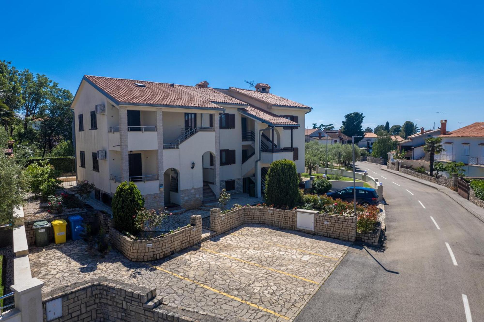 Apartments Marizela Пореч Екстер'єр фото