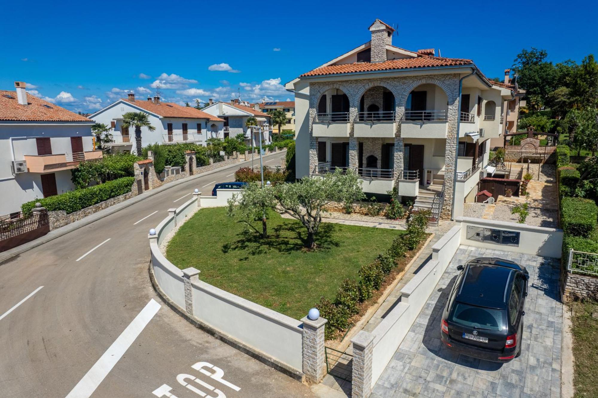 Apartments Marizela Пореч Екстер'єр фото