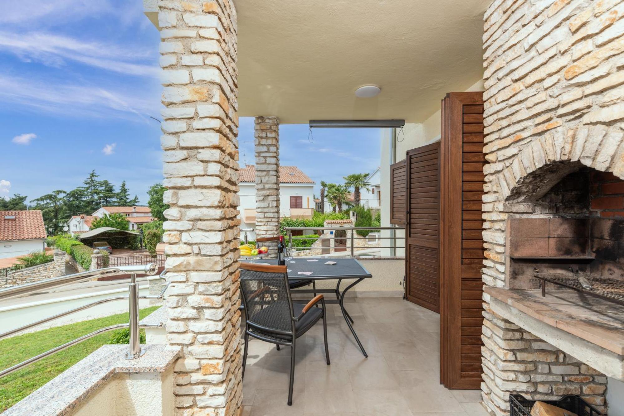 Apartments Marizela Пореч Екстер'єр фото