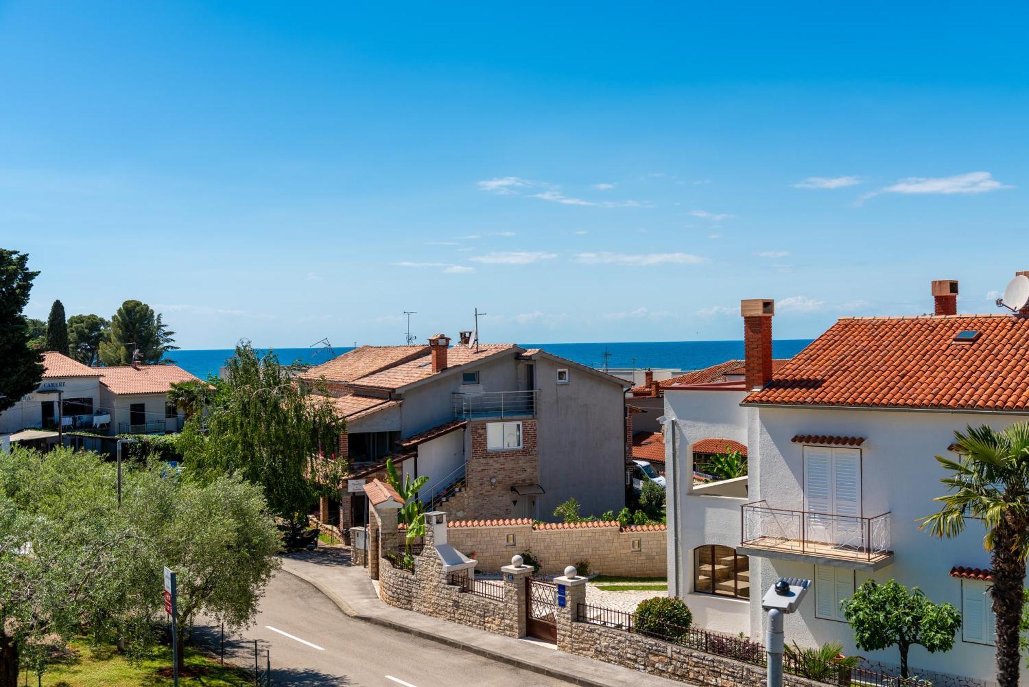 Apartments Marizela Пореч Екстер'єр фото